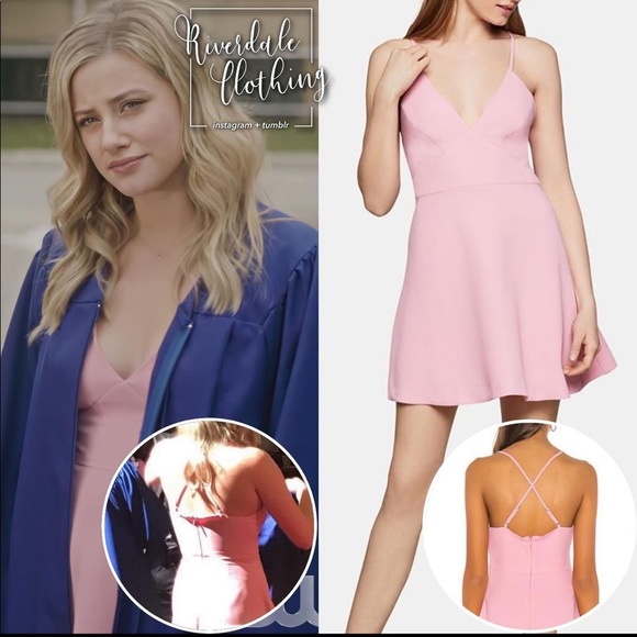 green emerald velvet dress Riverdale Lili Reinhart as Betty Cooper Standing Looking Pretty and Prim 8  x 10 Inch Photo at Amazon's Entertainment Collectibles Store